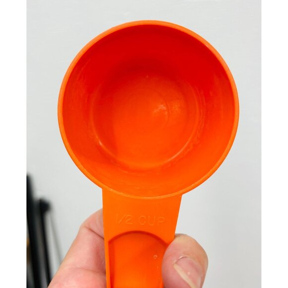 Vintage 1980s Retro Tupperware Measuring Cups Set of 6 Farmhouse Orange - Picture 6 of 10